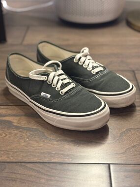 Vans Premium Authentic Men's Canvas Sneaker in Dark Green Kelp